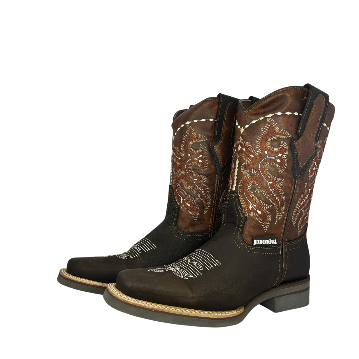 Bota rodeo estilo Búfalo Color terra Suela de hule café